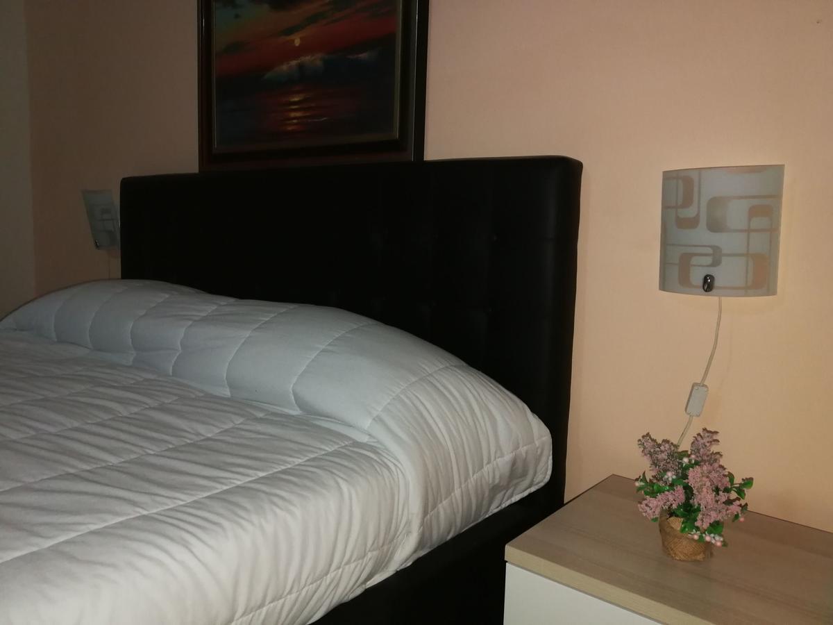 Dante Rooms Catania Bagian luar foto
