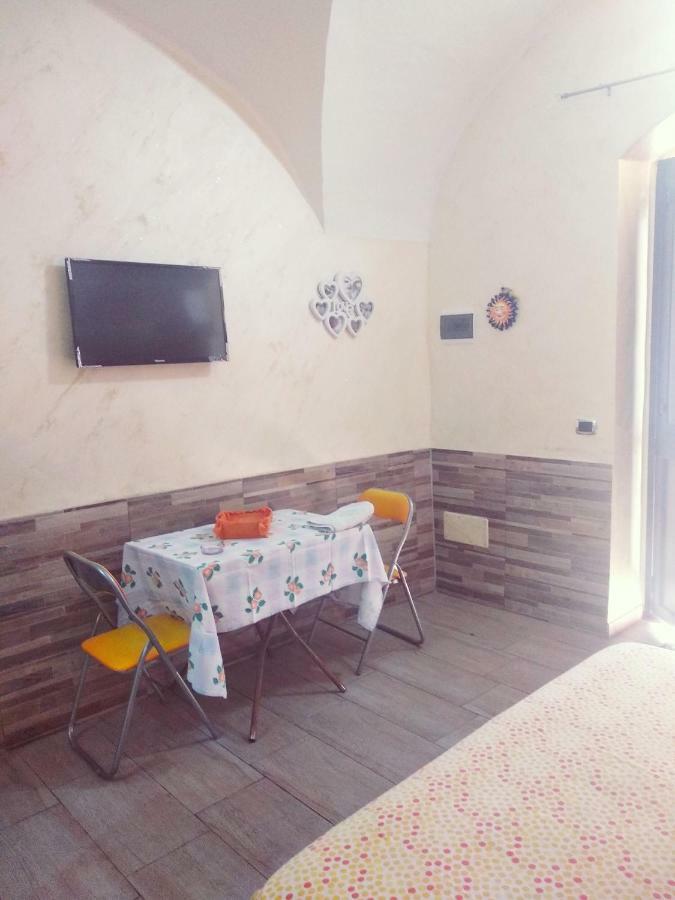 Dante Rooms Catania Bagian luar foto
